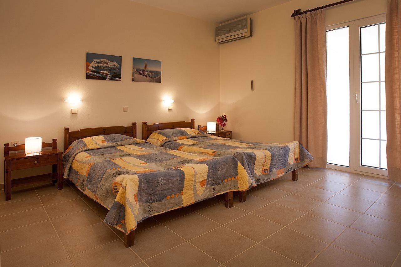 Albatross Hotel Maleme Extérieur photo