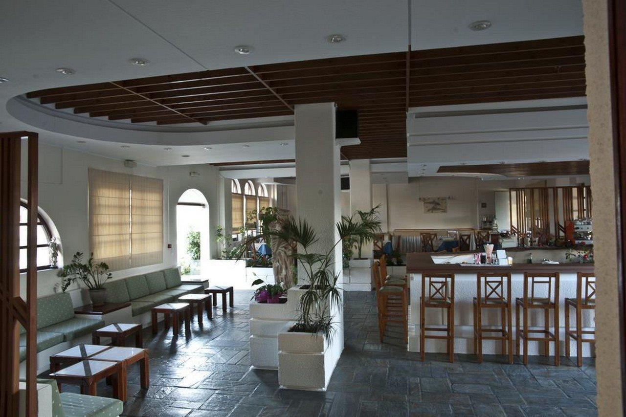 Albatross Hotel Maleme Extérieur photo