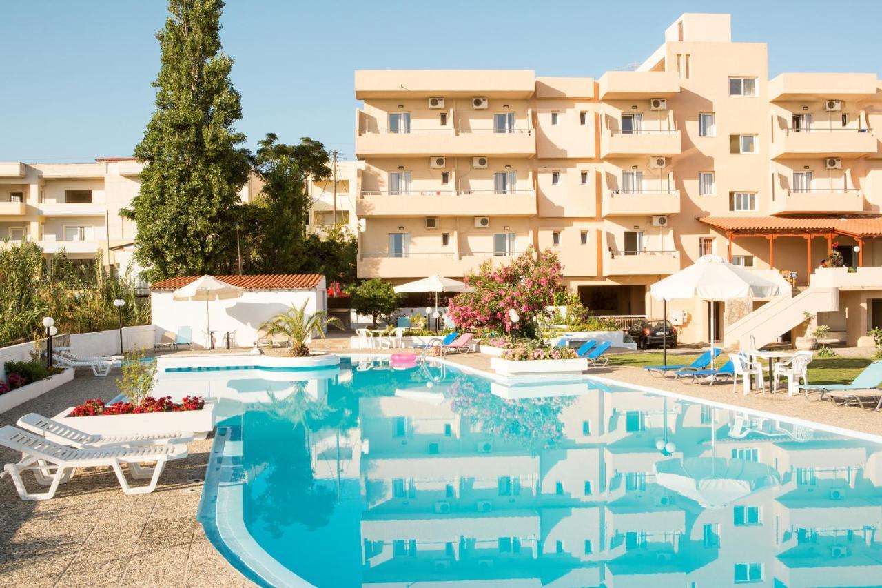 Albatross Hotel Maleme Extérieur photo