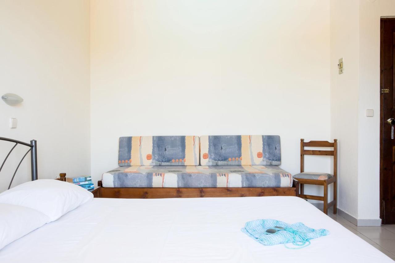 Albatross Hotel Maleme Extérieur photo