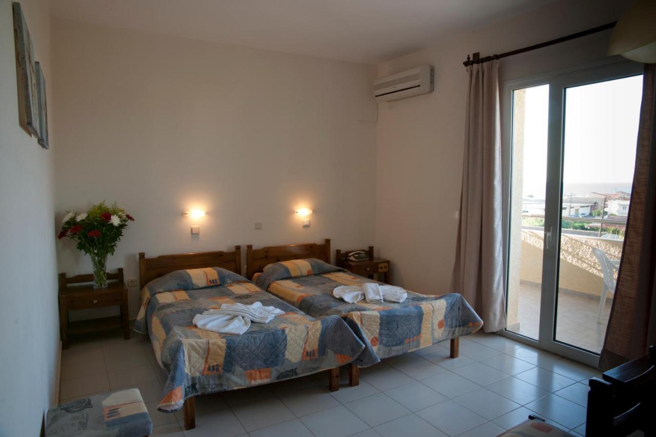 Albatross Hotel Maleme Extérieur photo