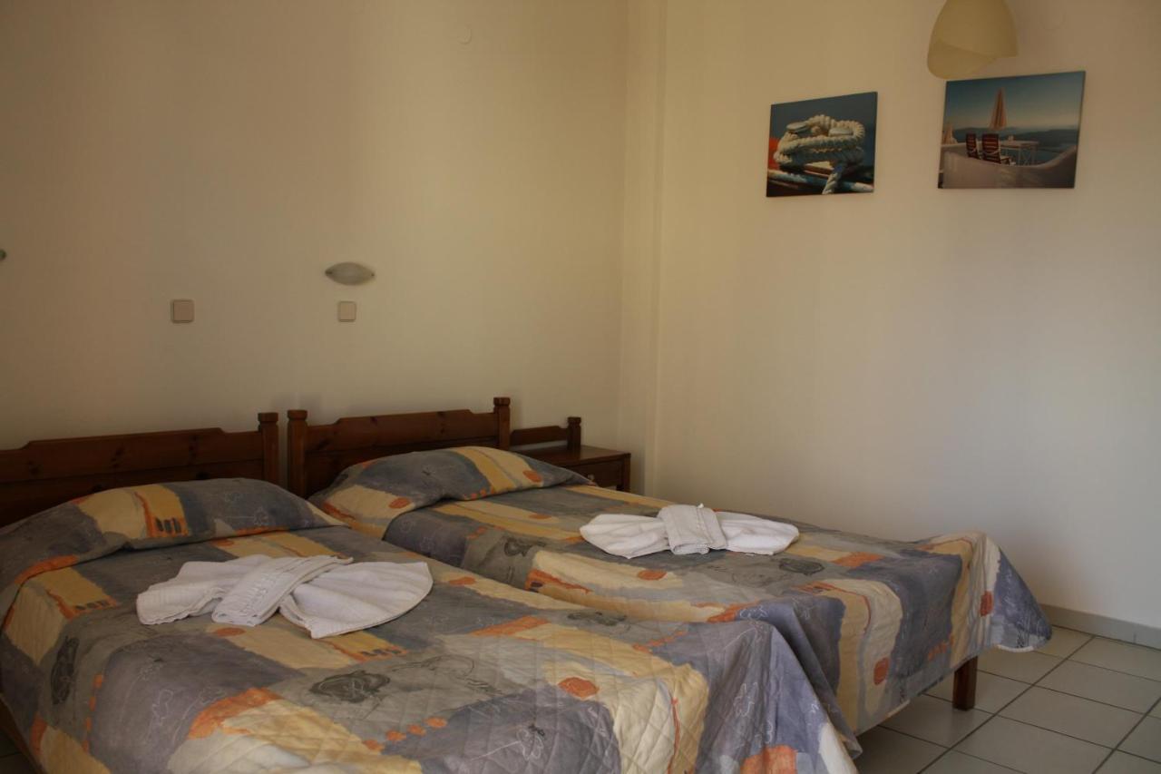 Albatross Hotel Maleme Extérieur photo